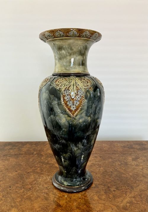 Large Quality Antique Victorian Royal Doulton Vase
