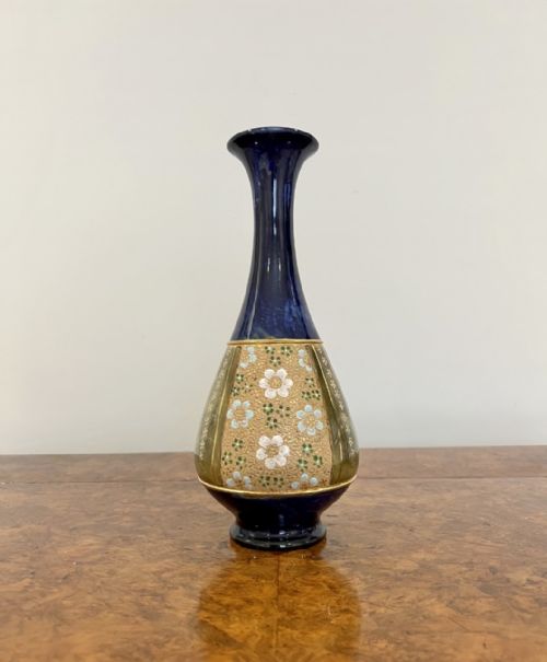 ELEGANT ANTIQUE VICTORIAN DOULTON VASE - ADDITIONAL PHOTO 3