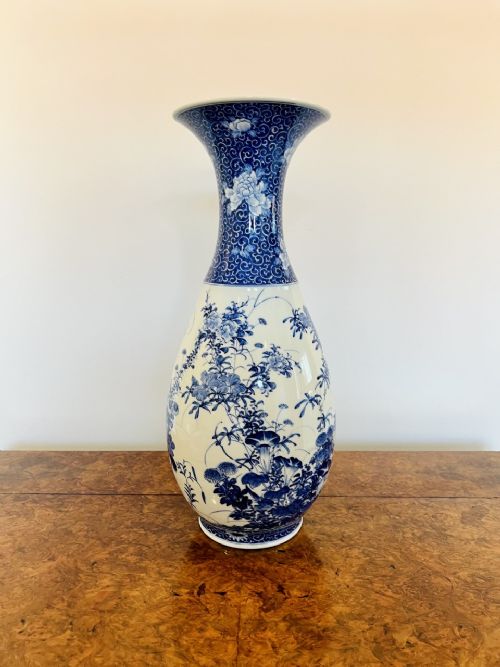 Antique Japanese Quality Blue and White Imari Vase