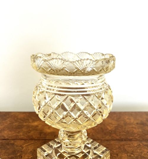 LARGE ANTIQUE VICTORIAN QUALITY CUT GLASS LIDDED VASE - ADDITIONAL PHOTO 3