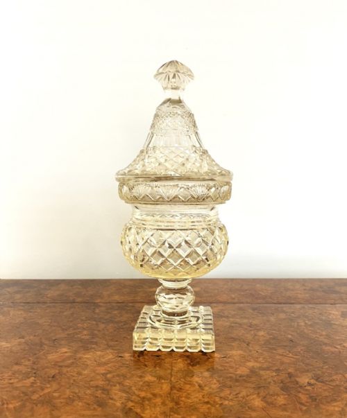 LARGE ANTIQUE VICTORIAN QUALITY CUT GLASS LIDDED VASE - ADDITIONAL PHOTO 5