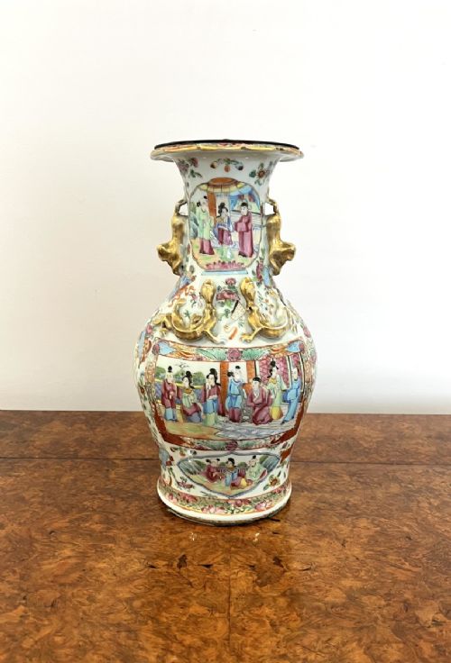 Fantastic Quality Antique Victorian Chinese Canton Famille Rose Baluster Vase