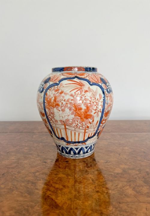 Quality Antique Japanese Imari Vase