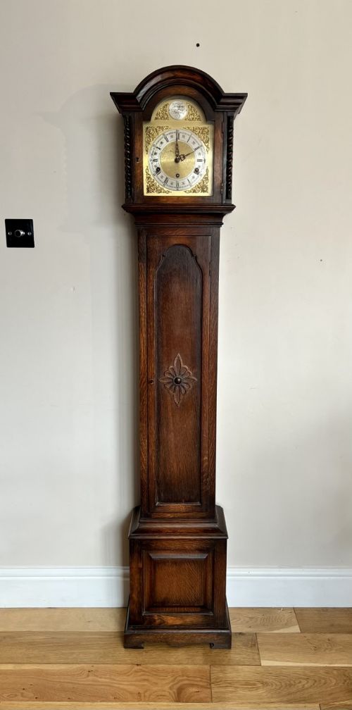 Fine Quality Antique Oak 8 Day Chiming Grandmother Clock