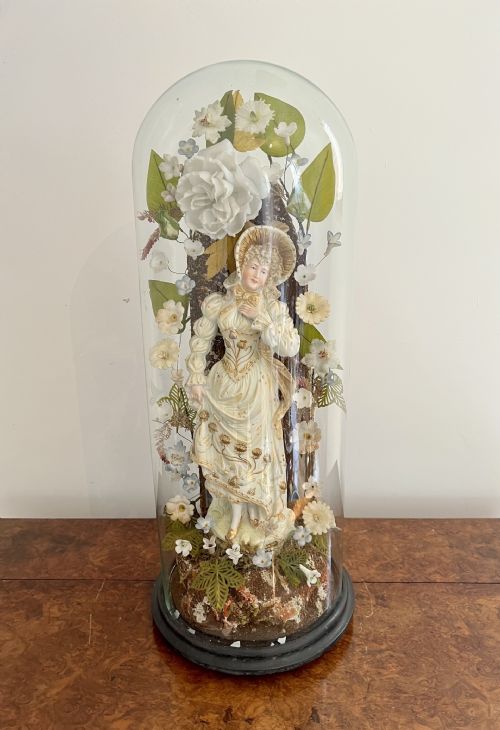 OUTSTANDING QUALITY PAIR OF ANTIQUE VICTORIAN CONTINENTAL FIGURES WITH THE ORIGINAL GLASS DOMES - ADDITIONAL PHOTO 3