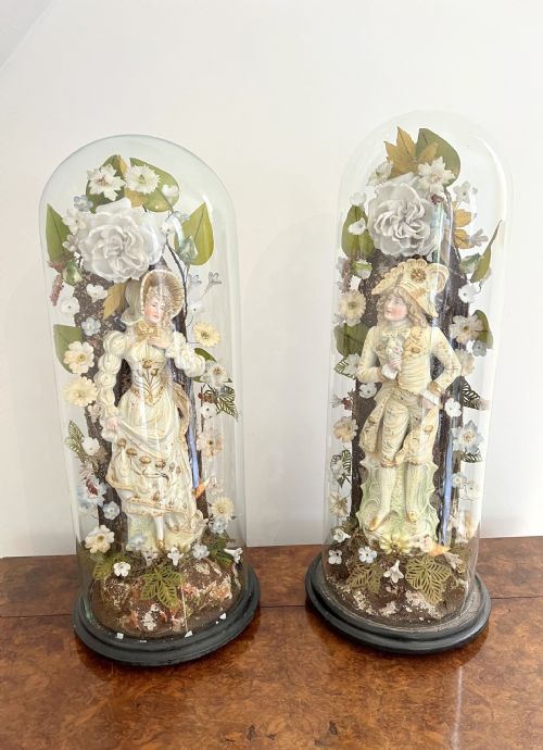 OUTSTANDING QUALITY PAIR OF ANTIQUE VICTORIAN CONTINENTAL FIGURES WITH THE ORIGINAL GLASS DOMES - ADDITIONAL PHOTO 5