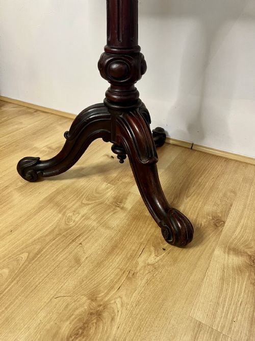 ANTIQUE VICTORIAN QUALITY MAHOGANY SQUARE TOP LAMP TABLE - ADDITIONAL PHOTO 2