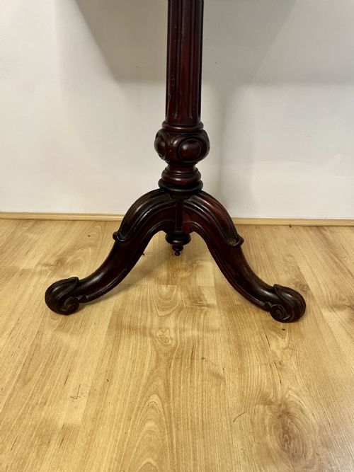 ANTIQUE VICTORIAN QUALITY MAHOGANY SQUARE TOP LAMP TABLE - ADDITIONAL PHOTO 3