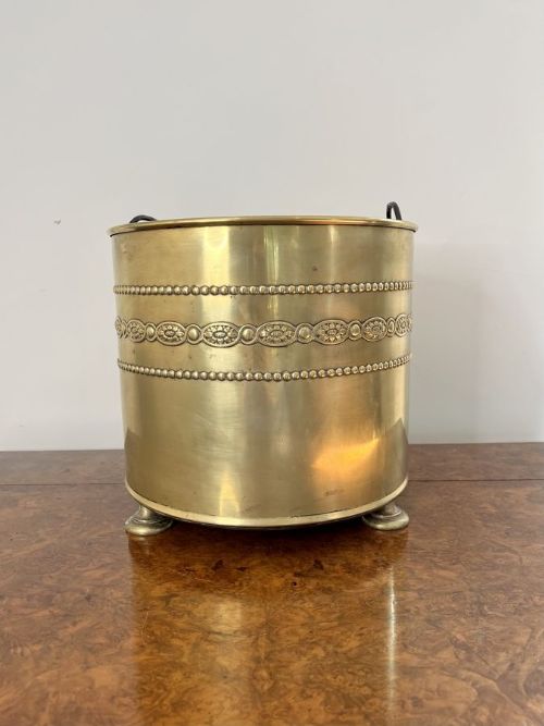 Fine Quality Antique Victorian Brass Log Bin