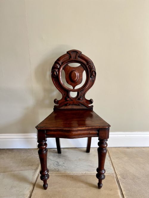 QUALITY PAIR OF ANTIQUE VICTORIAN QUALITY CARVED MAHOGANY HALL CHAIRS - ADDITIONAL PHOTO 7