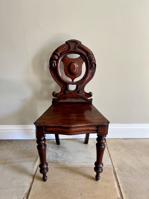 QUALITY PAIR OF ANTIQUE VICTORIAN QUALITY CARVED MAHOGANY HALL CHAIRS - ADDITIONAL PHOTO 8