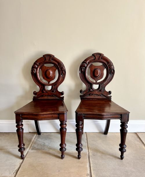 QUALITY PAIR OF ANTIQUE VICTORIAN QUALITY CARVED MAHOGANY HALL CHAIRS - ADDITIONAL PHOTO 11