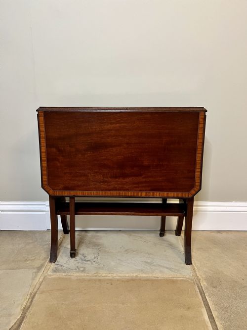 Quality Antique Edwardian Inlaid Mahogany Sutherland Table