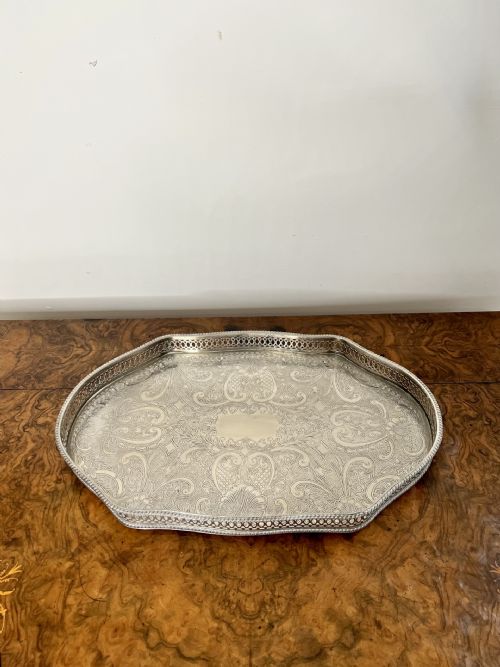 Lovely Antique Edwardian Quality Silver Plated Engraved Tray