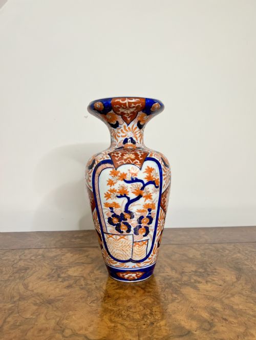 Antique Japanese Quality Imari Vase