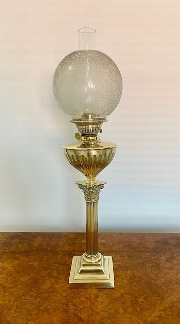 Quality Antique Victorian Brass Oil Lamp