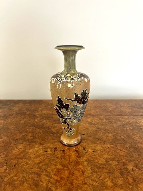 FANTASTIC QUALITY ANTIQUE DOULTON VASE