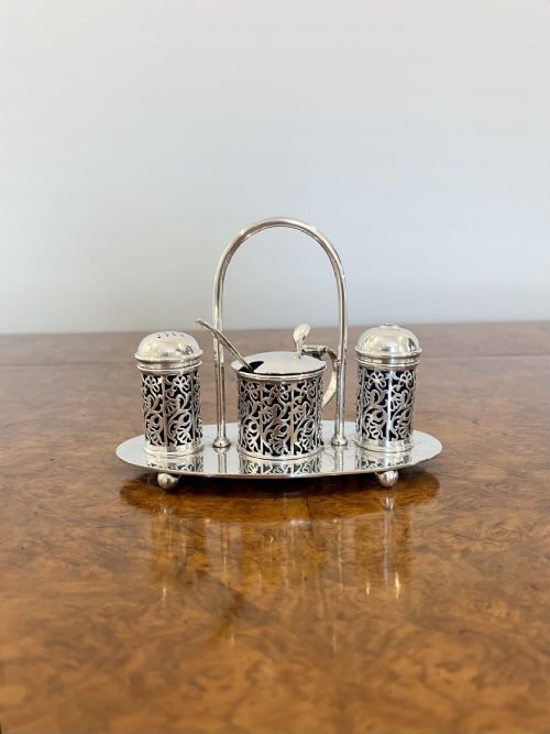 Lovely Antique Edwardian Quality Glass and Silver Plated Cruet Set
