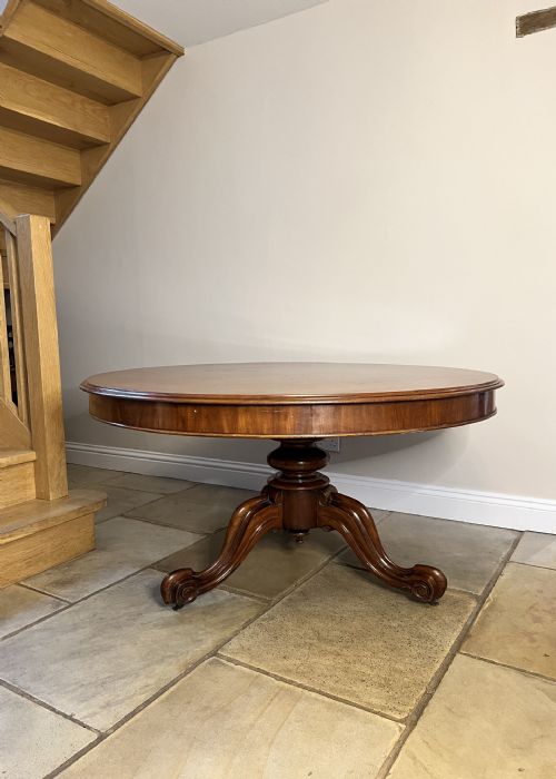 Antique Victorian Quality Mahogany Large Round Dining Table