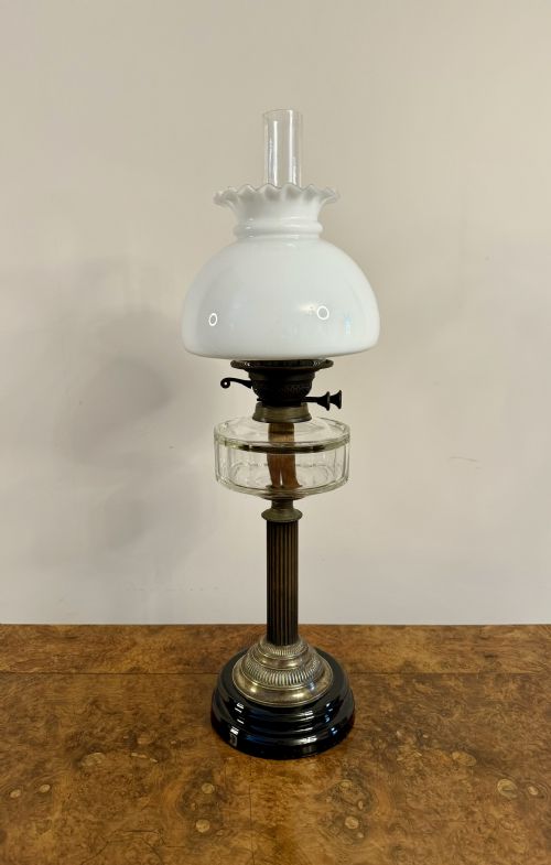 WONDERFUL QUALITY ANTIQUE VICTORIAN OIL LAMP - ADDITIONAL PHOTO 4