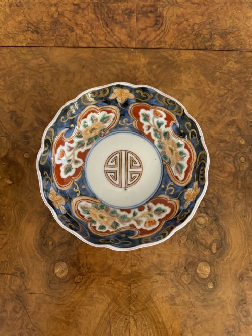 QUALITY COLLECTION OF THREE UNUSUAL ANTIQUE IMARI BOWLS - ADDITIONAL PHOTO 5
