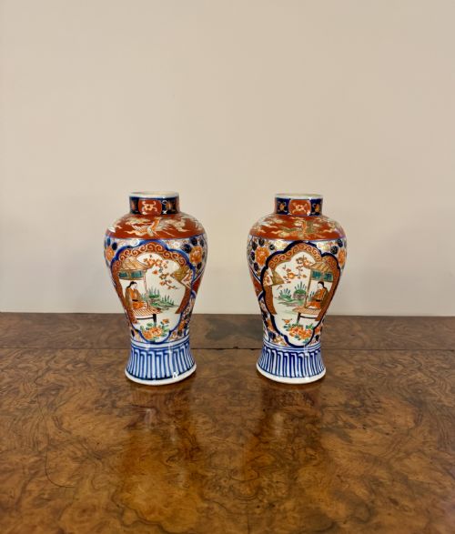 QUALITY PAIR OF ANTIQUE JAPANESE IMARI BALUSTER VASES