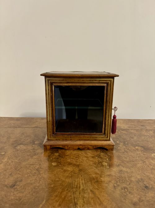 FINE QUALITY ANTIQUE VICTORIAN BURR WALNUT AND BRASS TABLE CABINET