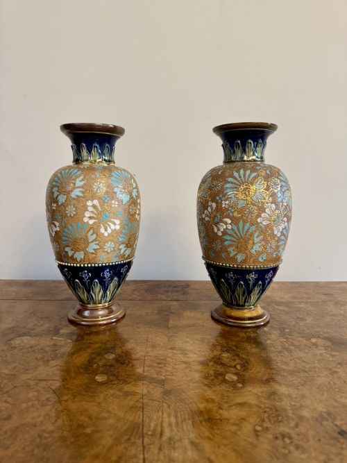 STUNNING QUALITY PAIR OF ANTIQUE ROYAL DOULTON VASES