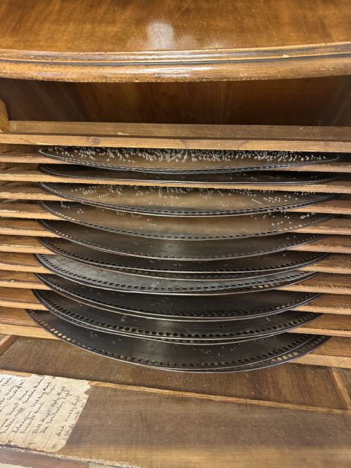 MAGNIFICENT LARGE ANTIQUE 19TH CENTURY ORIGINAL MUSIKAUTOMAT SYMPHOMIAN PRODUCED BY LOCHMANNS - ADDITIONAL PHOTO 3