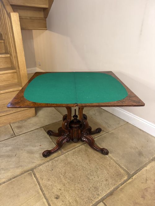 FINE QUALITY ANTIQUE VICTORIAN WALNUT GAMES TABLE - ADDITIONAL PHOTO 1