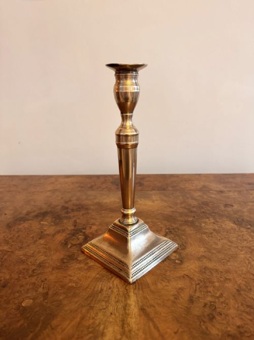 ELEGANT QUALITY PAIR OF ANTIQUE VICTORIAN BRASS CANDLESTICKS - ADDITIONAL PHOTO 1