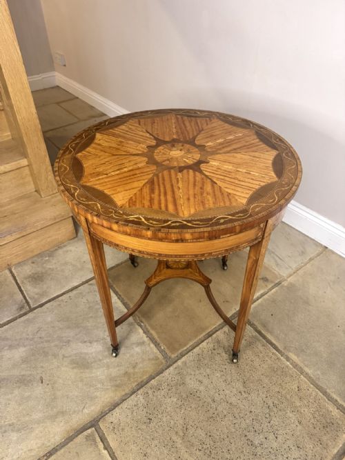 PRETTY QUALITY ANTIQUE EDWARDIAN INLAID SATINWOOD CIRCULAR OCCASIONAL TABLE - ADDITIONAL PHOTO 2
