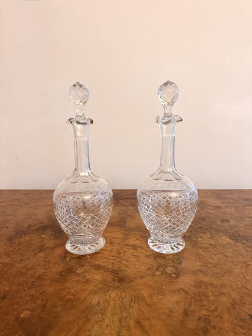 PRETTY PAIR OF ANTIQUE EDWARDIAN DECANTERS - ADDITIONAL PHOTO 1