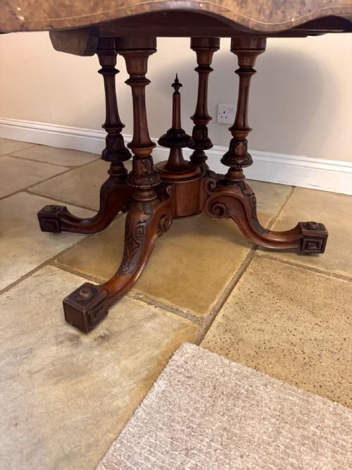 FINE QUALITY ANTIQUE VICTORIAN BURR WALNUT LOO TABLE - ADDITIONAL PHOTO 3