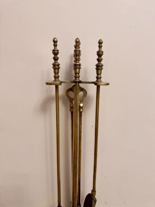 QUALITY ANTIQUE EDWARDIAN BRASS COMPANION SET - ADDITIONAL PHOTO 5