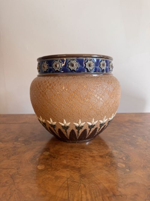 FINE QUALITY ANTIQUE VICTORIAN DOULTON LAMBETH JARDINIERE - ADDITIONAL PHOTO 4