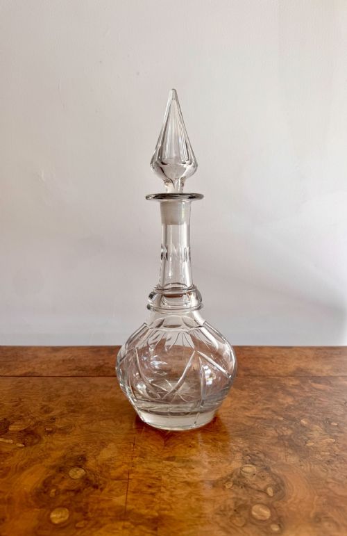 FINE QUALITY ANTIQUE VICTORIAN GLASS DECANTER - ADDITIONAL PHOTO 2