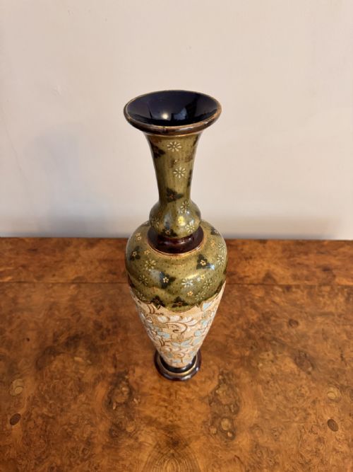 ELEGANT QUALITY PAIR OF ANTIQUE DOULTON LAMBETH VASES - ADDITIONAL PHOTO 2