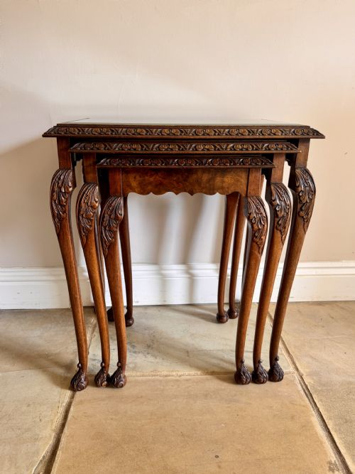 OUTSTANDING QUALITY ANTIQUE WALNUT NEST OF THREE TABLES - ADDITIONAL PHOTO 6