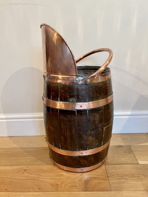 UNUSUAL ANTIQUE EDWARDIAN QUALITY OAK COPPER BOUNDED COAL BUCKET