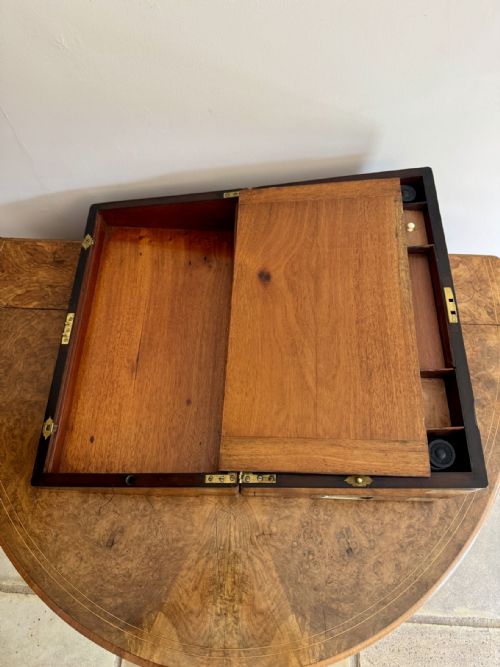 QUALITY ANTIQUE VICTORIAN BURR WALNUT BRASS BOUNDED WRITING BOX - ADDITIONAL PHOTO 12