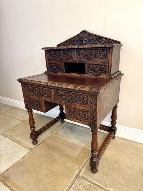 FINE QUALITY ANTIQUE VICTORIAN CARVED OAK WRITING DESK - ADDITIONAL PHOTO 5