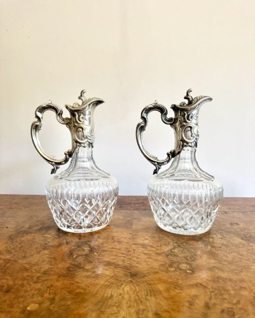 FANTASTIC QUALITY PAIR OF ANTIQUE EDWARDIAN SILVER PLATED CLARET JUGS - ADDITIONAL PHOTO 1