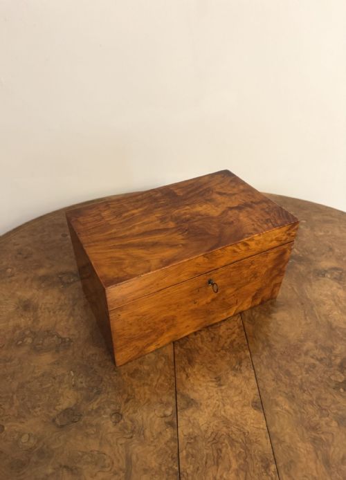 WONDERFUL QUALITY LARGE ANTIQUE REGENCY WALNUT TEA CADDY - ADDITIONAL PHOTO 2
