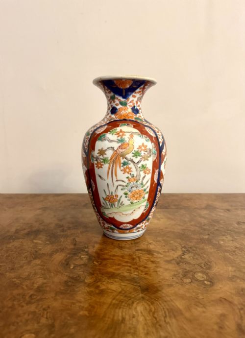 QUALITY ANTIQUE JAPANESE IMARI VASE