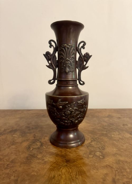 QUALITY PAIR OF ANTIQUE JAPANESE TWIN HANDLE BRONZE VASES - ADDITIONAL PHOTO 1