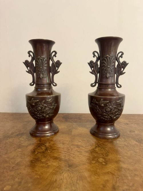 QUALITY PAIR OF ANTIQUE JAPANESE TWIN HANDLE BRONZE VASES - ADDITIONAL PHOTO 2