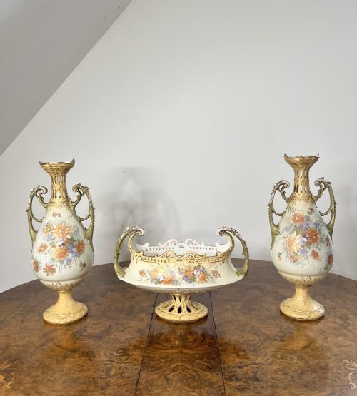 OUTSTANDING QUALITY ANTIQUE ROYAL VIENNA CENTREPIECE AND SIDE VASES