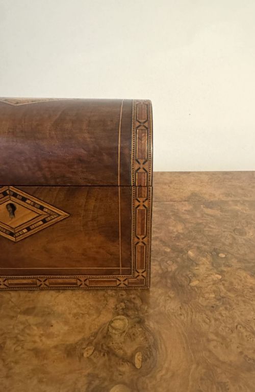 QUALITY ANTIQUE 19TH CENTURY WALNUT TEA CADDY WITH TUNBRIDGE INLAY - ADDITIONAL PHOTO 3