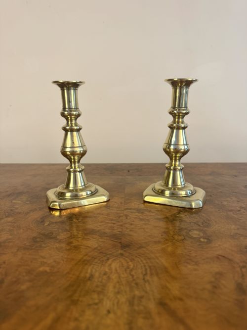 Lovely small pair of quality antique Victorian brass candlesticks 